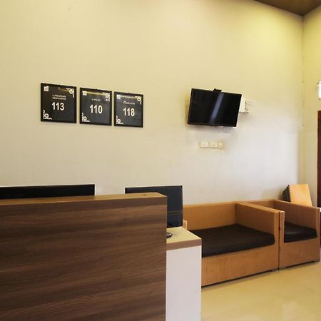 Oyo Life 2273 Pratama Homestay باندار لامبونغ المظهر الخارجي الصورة